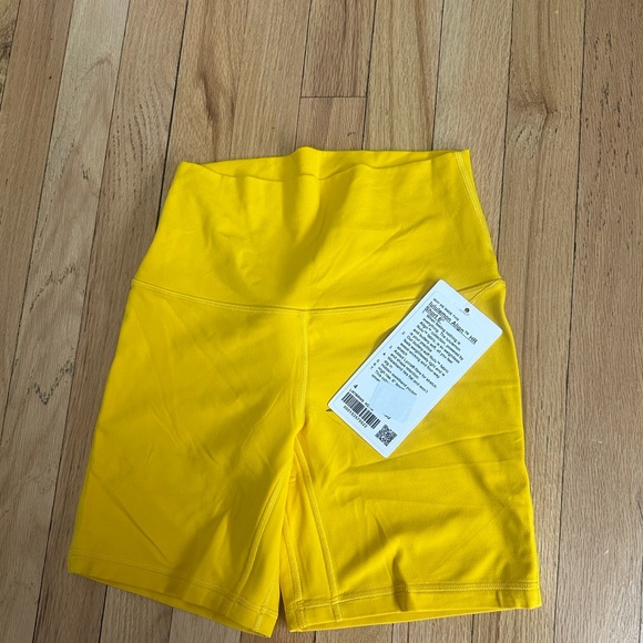NWT lululemon Align™ High-Rise Short 6" size 4 - Picture 5 of 6